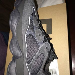 yeezy 500 utility black